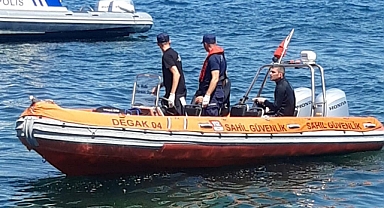 Büyükada Sahilinde Erkek Cesedi Bulundu