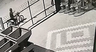 İş yerine kurşun yağdıran şüpheliler, yakalandı