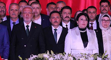 Kayseri'de coşkulu 30 Ağustos resepsiyonu