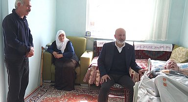 Kocasinan, 'Evde Bakım Hizmeti' ile hem yüzleri güldürüyor hem şifa dağıtıyor