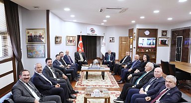 Merkez Bankası Başkanı Karahan'dan ATO'ya ziyaret