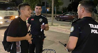 Plakasız motosikletle yakalandı, "Yakından çekme çirkin çıkıyorum" dedi