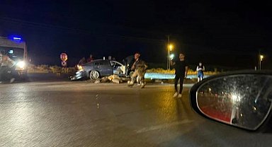 Ankara'da 2 otomobil çarpıştı: 5 yaralı