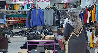 Ankara'da okul alışverişi hareketliliği başladı