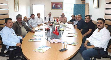 Konya'daki süt üreticileri Karapınar'da buluştu