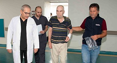 Şah damarları tıkalıydı, Selçuk Üniversitesi Tıp Fakültesinde sağlığına kavuştu