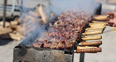 Çeşit çeşit Erzurum yöresel ürünü Konya'da