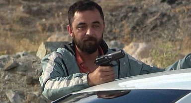 Jandarmanın 7 saat süren ikna çabası arkadaşının müdahalesiyle son buldu